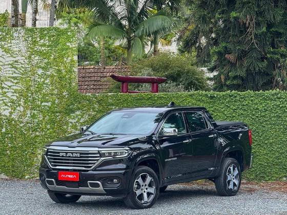 RAM RAMPAGE 2.0 TURBO DIESEL LARAMIE 4X4 AUTOMÁTICO